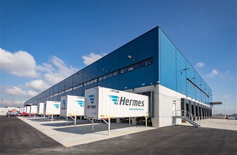 Hermes Germany opens new €38 million logistics centre near .